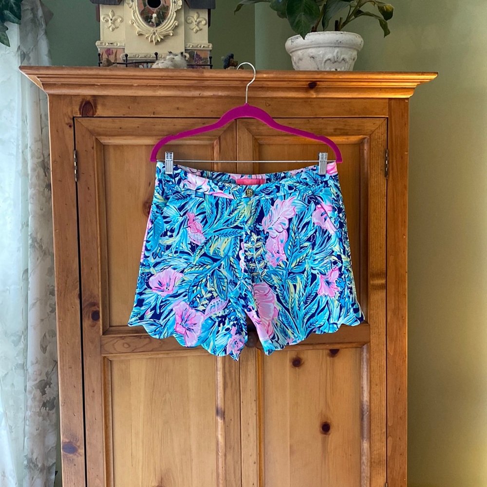 Lilly Pulitzer Darci Knit Shorts size 6